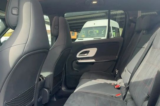 Mercedes GLB 220 4-Matic AMG Line
