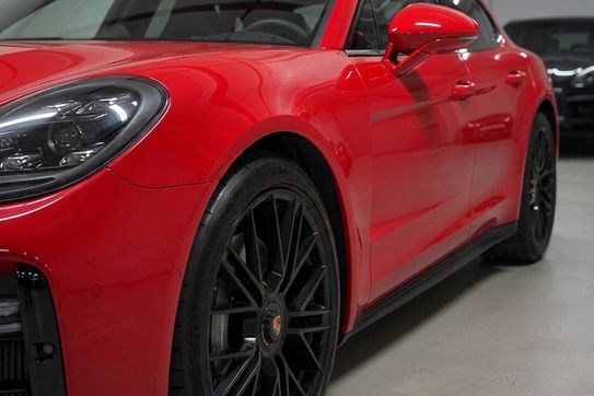 Porsche Panamera GTS