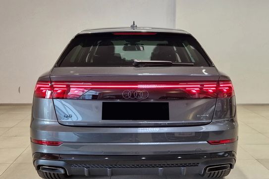 Audi Q8 TFSI e quattro