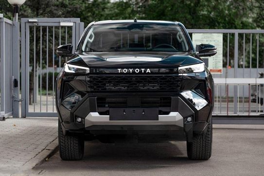 Toyota HiLux mHEV Double Cab Executive 4x4 aut