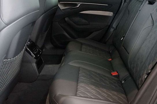 Audi A6 TDI quattro S line