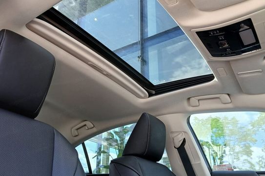 Lexus ES 300h Business Edition