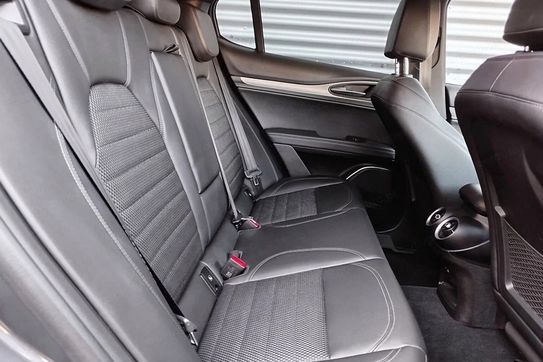 Alfa Romeo Stelvio Turbo Sprint Q4