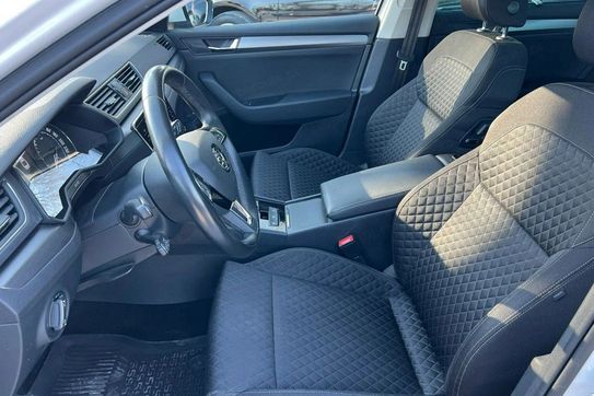 Skoda Superb 2.0 TDI Style DSG