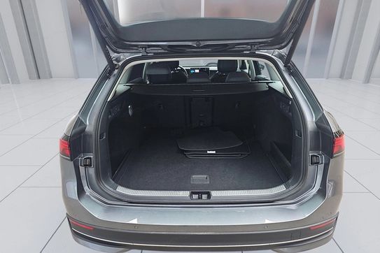 Volkswagen Passat TSI  mHEV DSG