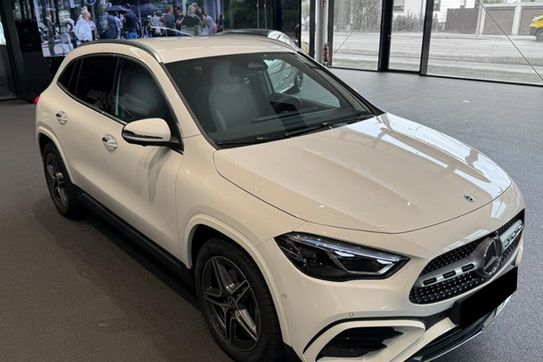Mercedes GLA 250 e AMG Line