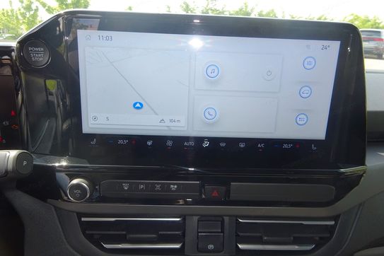 Ford Tourneo Custom 320 L2H1 Titanium A8