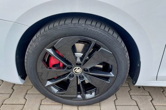 Skoda Octavia RS 2.0 TSI DSG