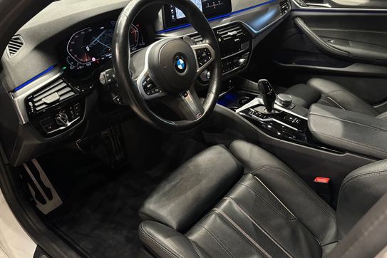 BMW Seria 5 Touring 520d M Sport