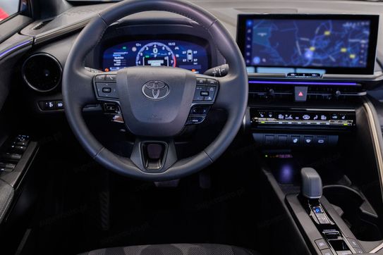 Toyota C-HR 2.0 PHEV Dynamic Force Executive