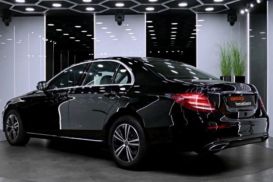 Mercedes Klasa E 220 d 4-Matic 9G-TRONIC