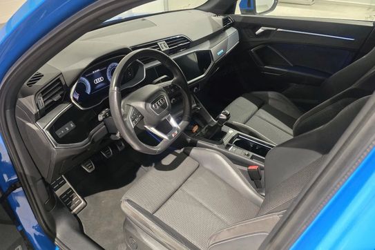 Audi Q3 35 TDI quattro S Line