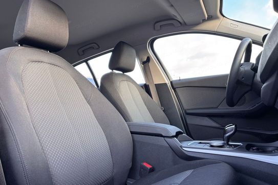 BMW Seria 1 118i aut