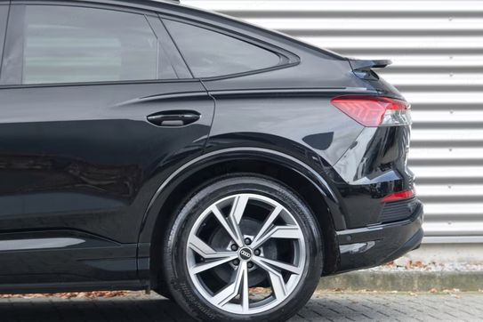 Audi Q4 e-tron 45 S Line Edition Sportback