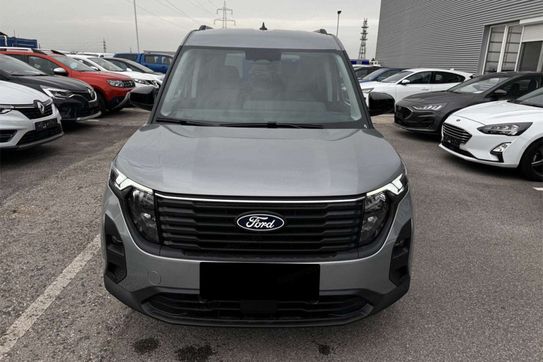 Ford Tourneo Courier Titanium