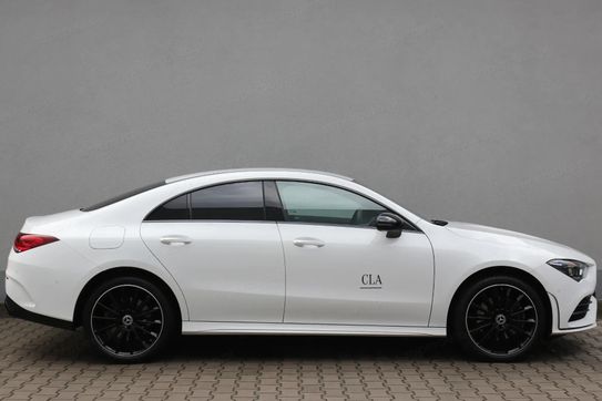 Mercedes CLA 250 e AMG Line