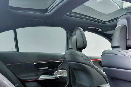 Mercedes Klasa E 220 d  4-Matic AMG