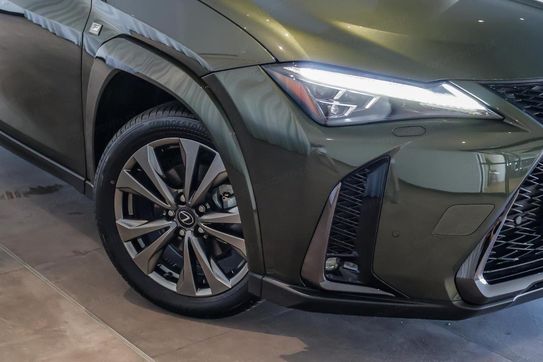 Lexus UX 300h F Sport AWD