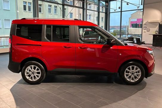 Ford Tourneo Courier Titanium