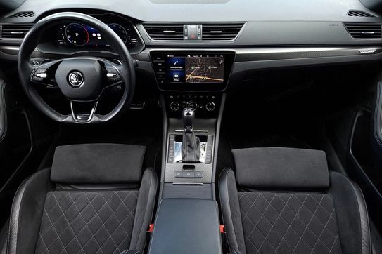 Skoda Superb 2.0 TDI SCR Sportline DSG