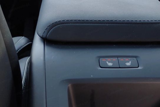 Volvo XC60 T8 Plug-In Hybrid AWD Ultra Black Edition aut