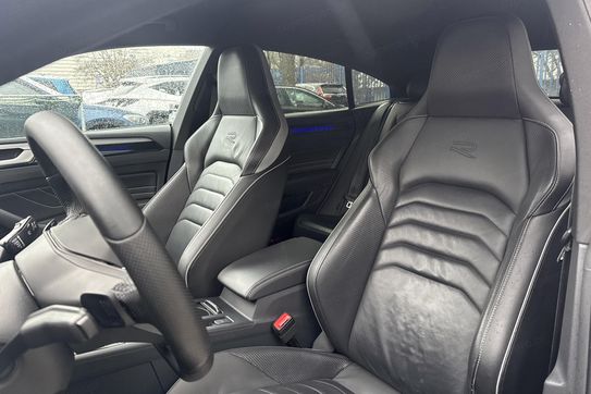 Volkswagen Arteon R-Line 2.0 TSI  DSG