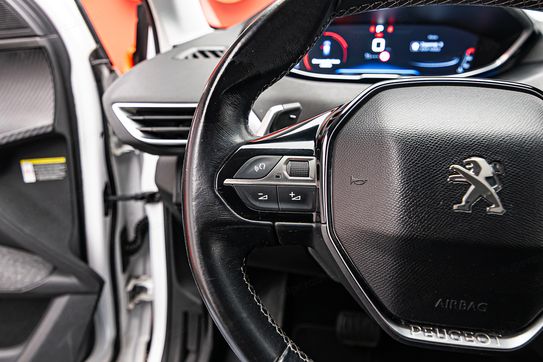 Peugeot 5008 1.6 THP