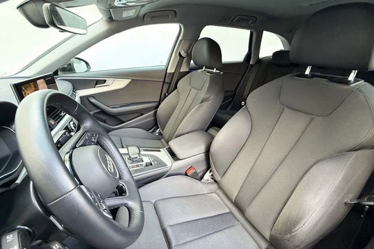 Audi A4 Avant 35 TFSI Advanced