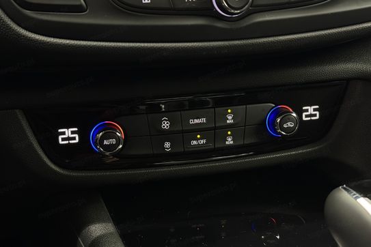 Opel Insignia 2.0 Elegance