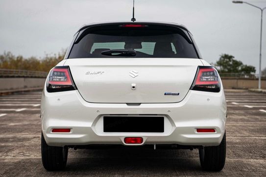 Suzuki Swift Premium Plus 1.2 Dualjet SHVS