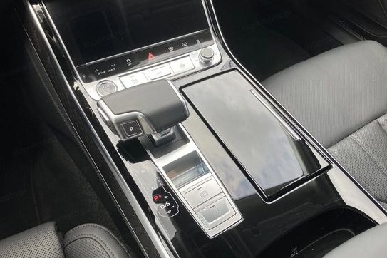 Audi A8 L 55 TFSI mHEV Quattro Tiptr.