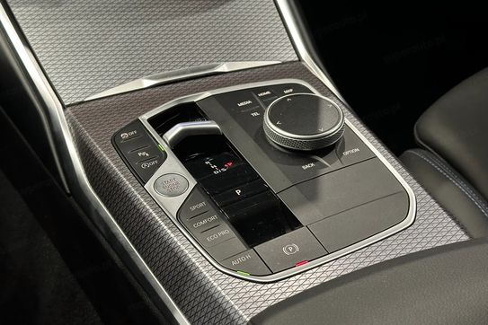 BMW Seria 3 318i M Sport