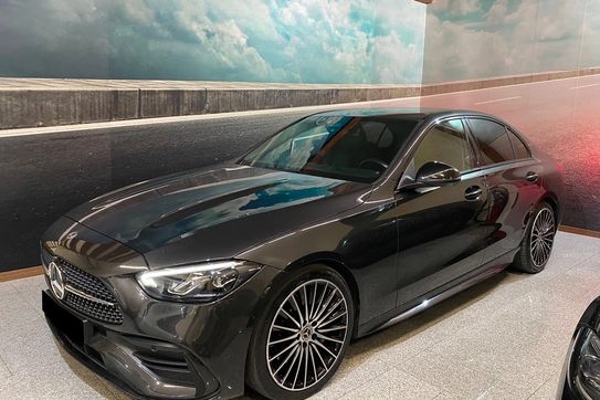 Mercedes Klasa C 200 4-Matic AMG