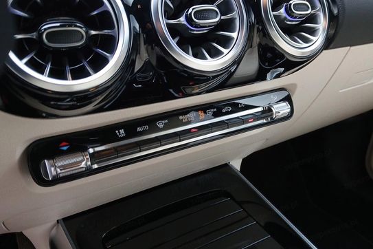 Mercedes GLA 200 Progressive