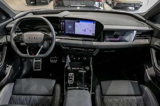 Audi Q6 e-tron S line
