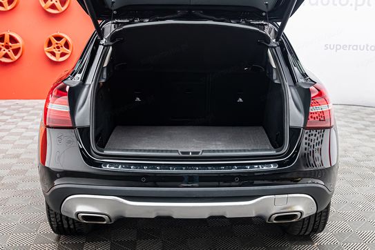 Mercedes GLA 200 7G-DCT