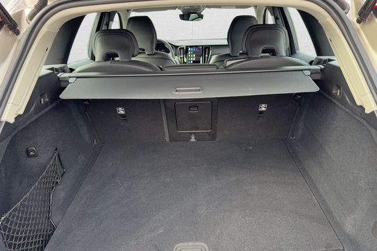 Volvo XC60 B5 B AWD Plus Bright aut