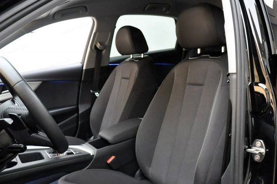 Audi A4 40 TFSI mHEV S tronic
