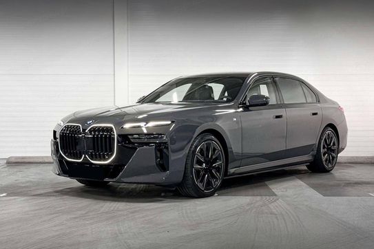 BMW Seria 7 740d xDrive M Sport