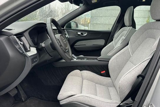 Volvo XC60 T6 Plug-In Hybrid AWD Ultra Dark aut