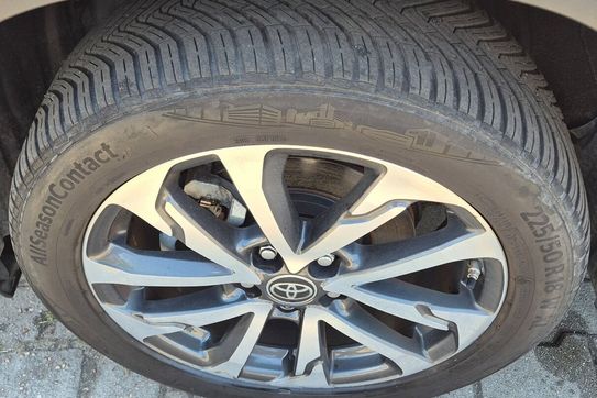 Toyota Corolla Cross 2.0 Hybrid GR Sport