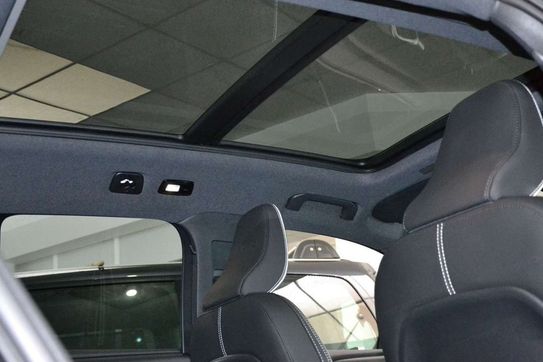 Volvo XC40 B4 Ultra Black Edition