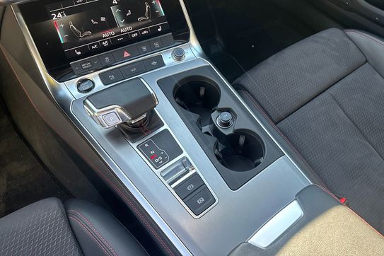 Audi A6 55 TFSI e quattro