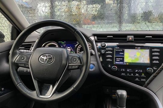 Toyota Camry 2.5 Hybrid Executive Cvt