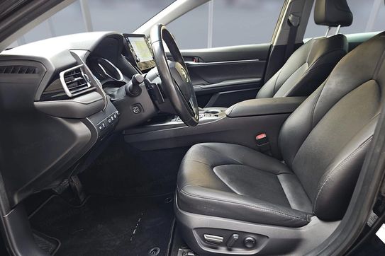 Toyota Camry 2.5 Hybrid Executive Cvt