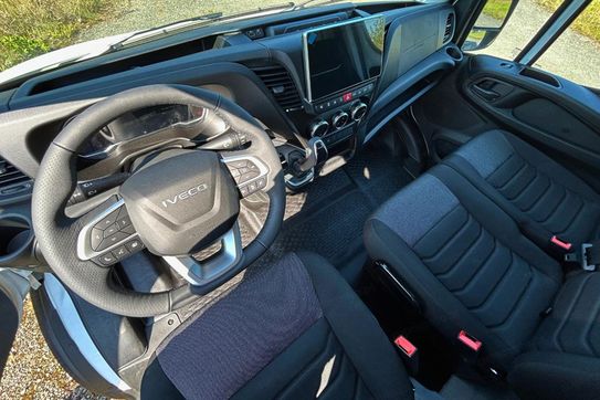 Iveco Daily 50C18 Hi-Matic Kontener 8EP Izoterma