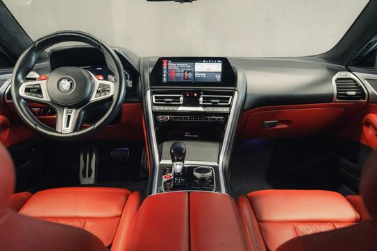 BMW Seria 8 M8 Competition