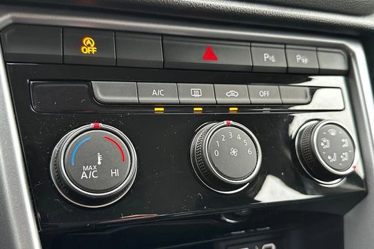 Volkswagen T-ROC 1.0 TSI Life