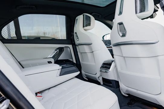 BMW Seria 7 740d xDrive M Sport