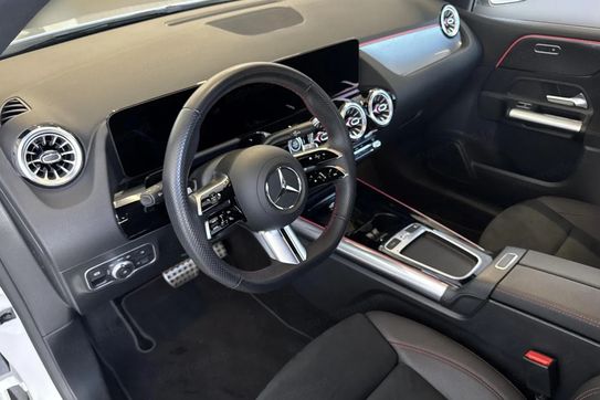 Mercedes B Klasa 200 AMG Line